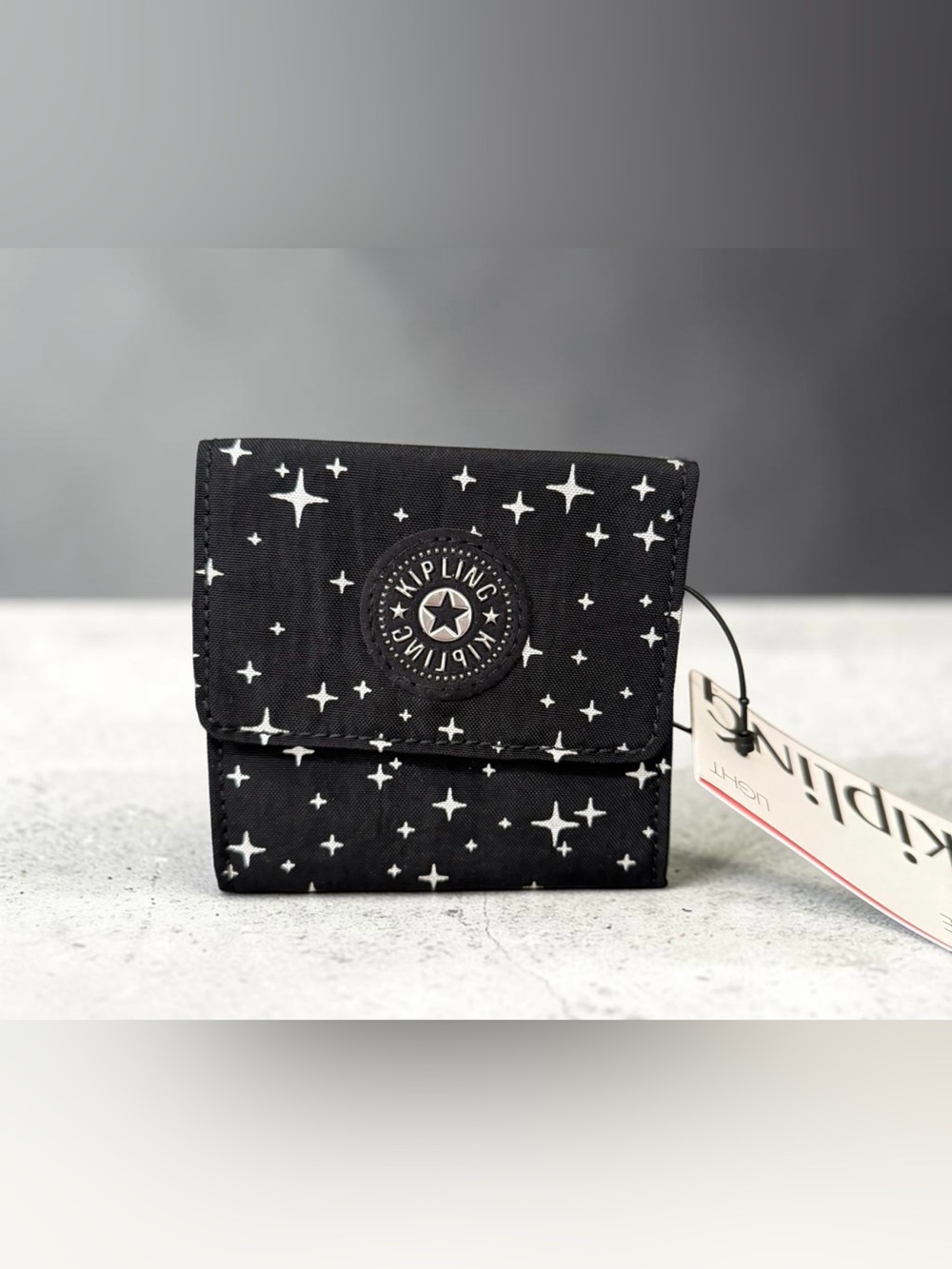 Kipling Women’s Tri-Fold Wallet Star Print ID Window Zip Coin Credit Card